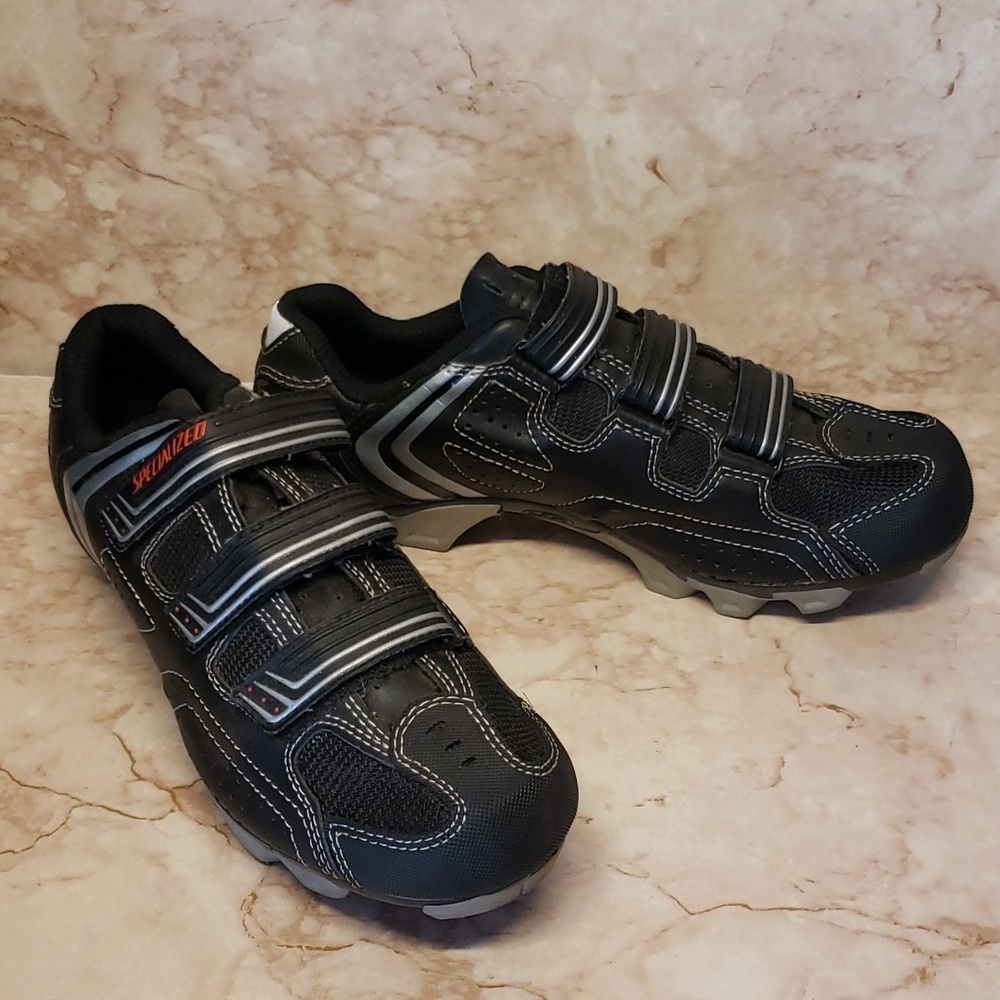 Specialized black and gray cycling women's shoes size 39